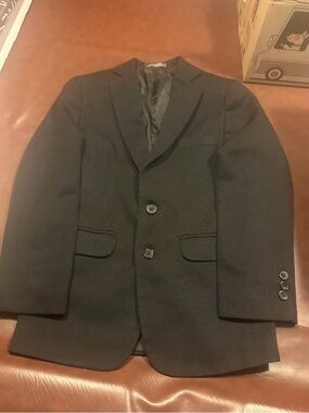 Boy’s Size 10 Docker Blazer
